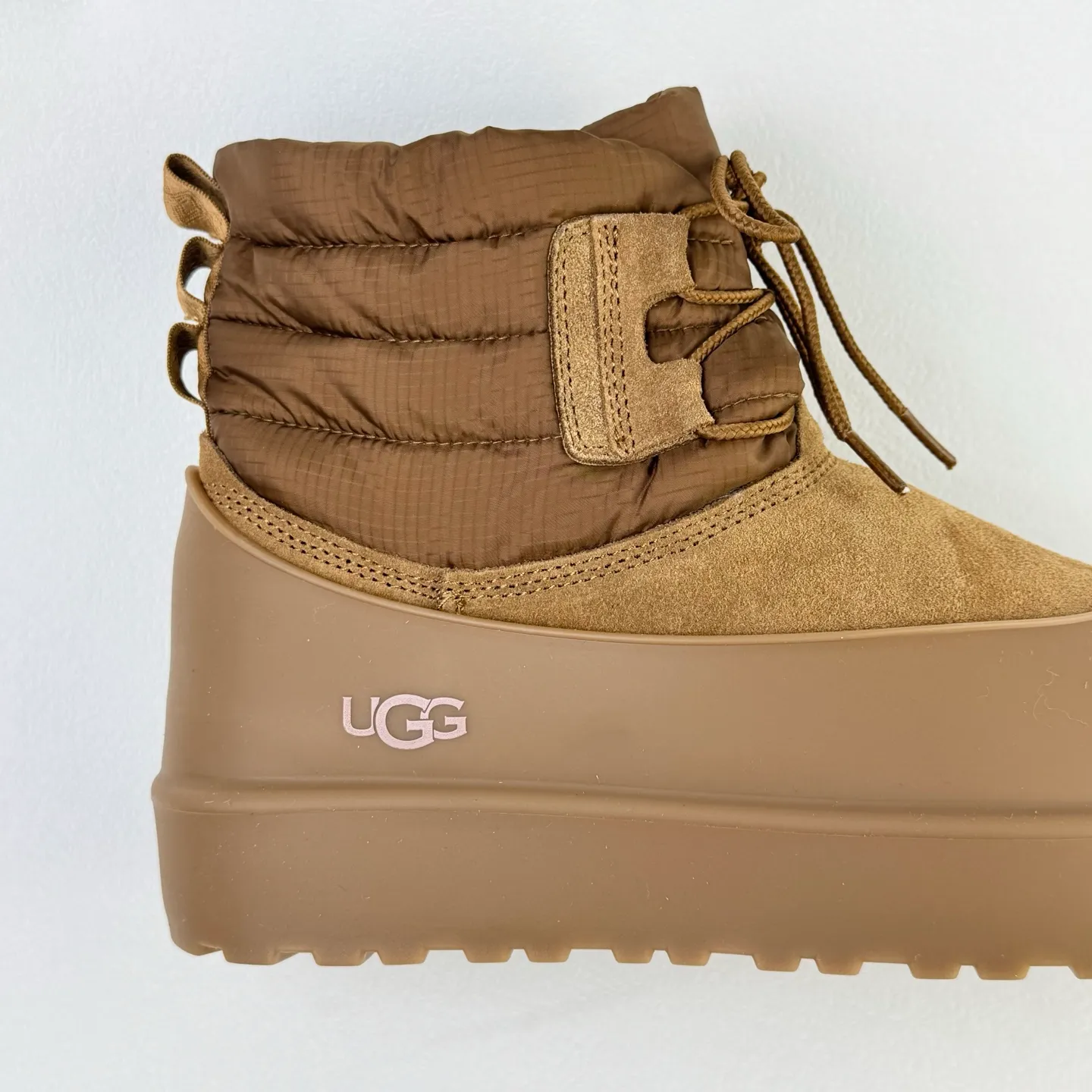 Pick up locally 💰760 Core recommendation Good price Size correction Men's and women's shoes UGG Mini Lace-Up Weather dual-purpose detachable winter neutral snow boots 1120849 Overseas shopping high-end retail version Combination midsole is lightweight and non-slip Real sheep fur integrated Size: 35 36 37 38 39 40 41 42 43 44 45 46